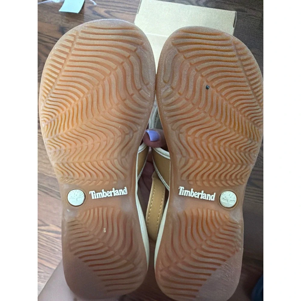 Timberland Kids Thong Sandals Wheat Cream Elastic Back Strap Logo Size 12